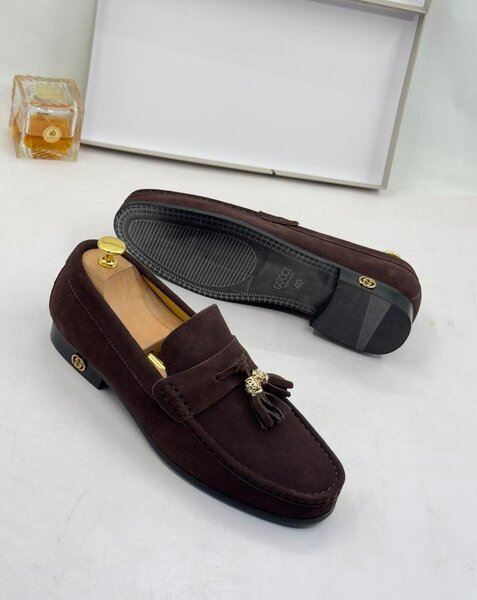 Dress shoes