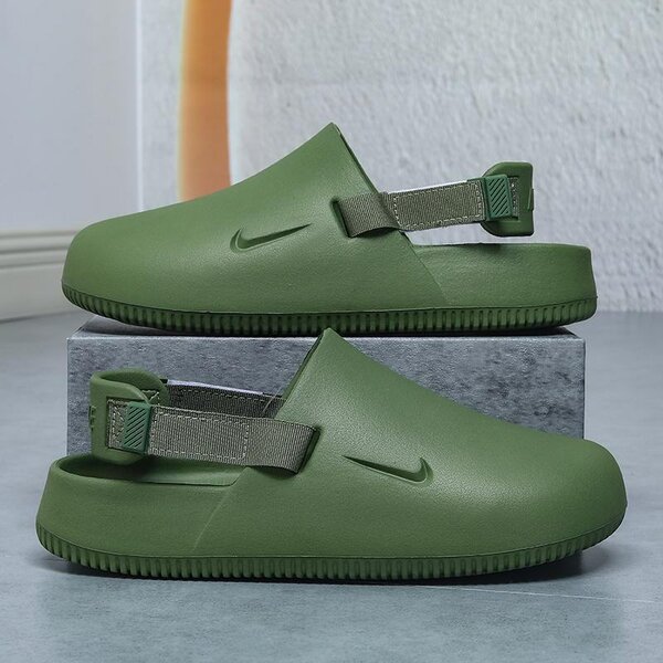Nike slides