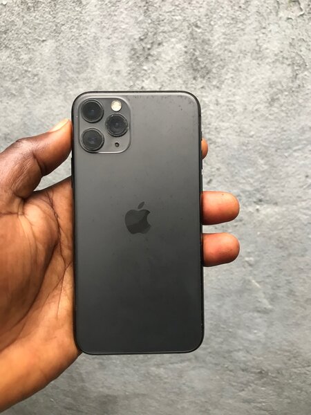 iPhone 11 Pro