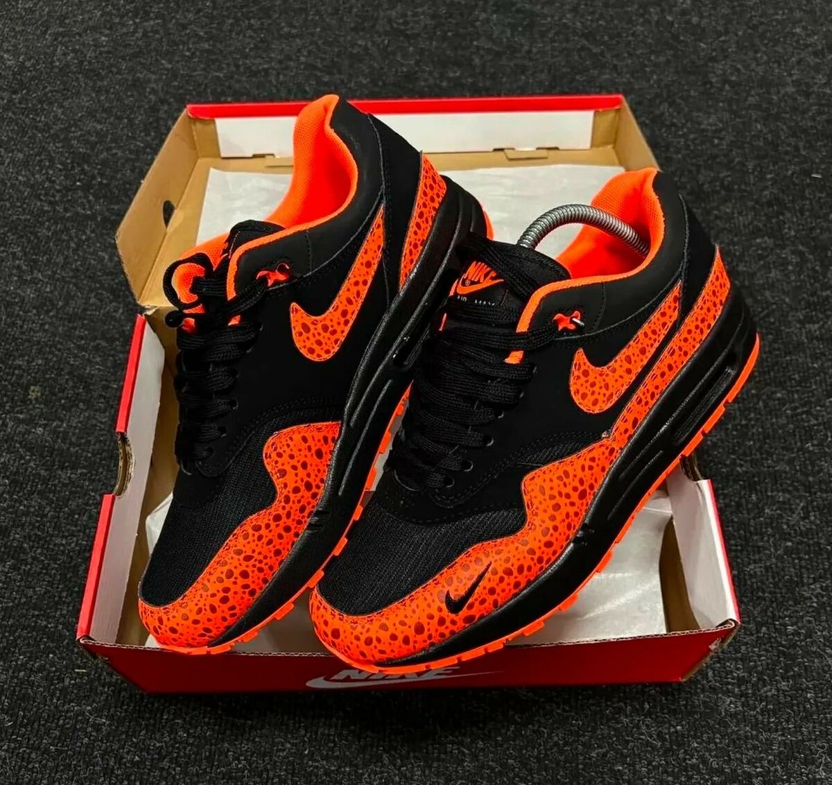 NIKE AIRMAX