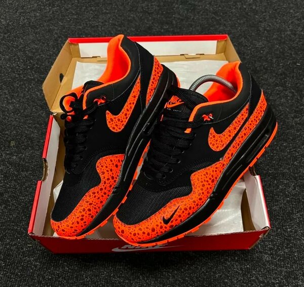NIKE AIRMAX