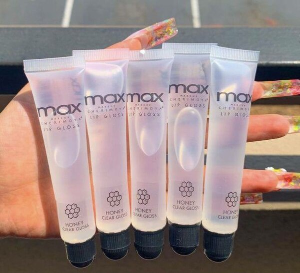 Lip gloss
