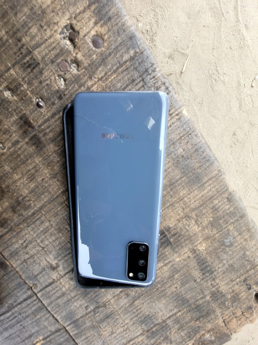 Samsung s20 simple