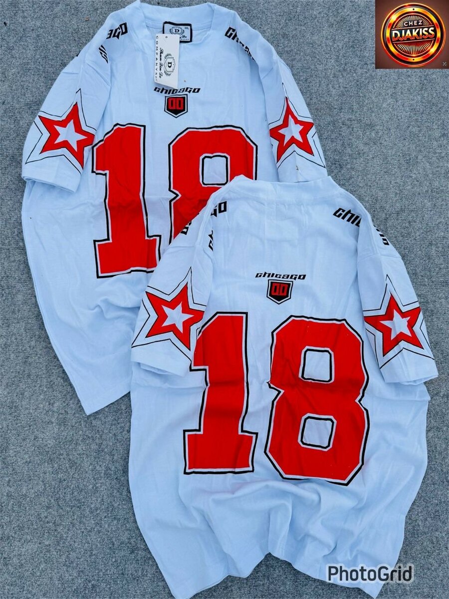 Maillot sportif blanc étoilé