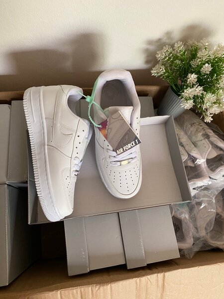 Air Force 1 sneakers