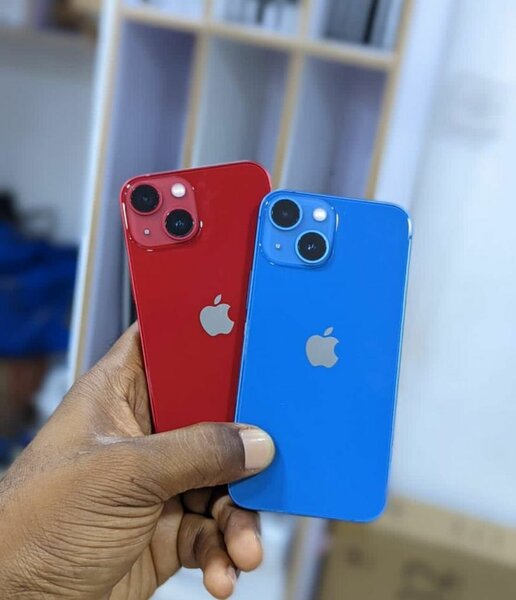 iPhone 13