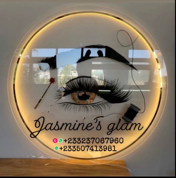 Jasmines Glam