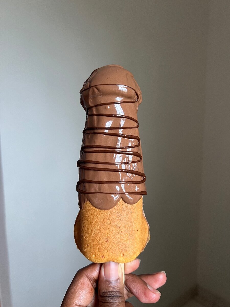 Gâteau enrobé de chocolat