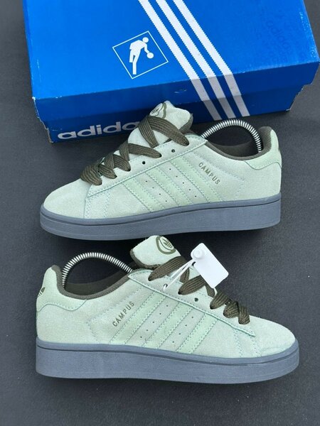 Adidas campus