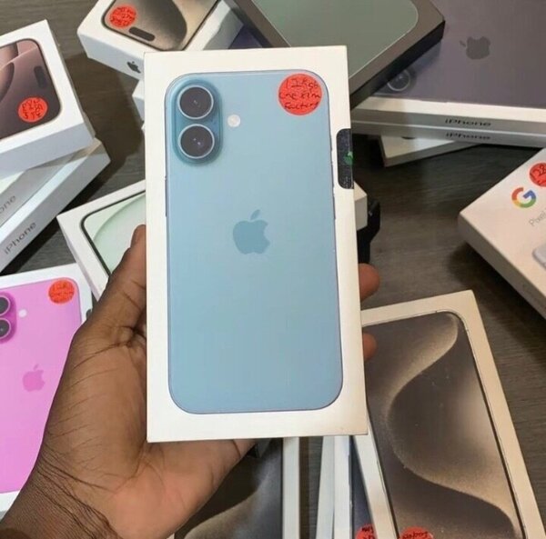 iPhone 16