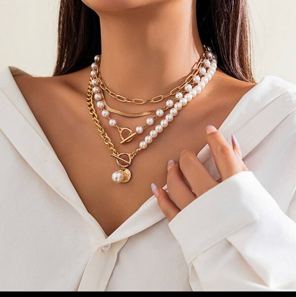 Beaded necklace set