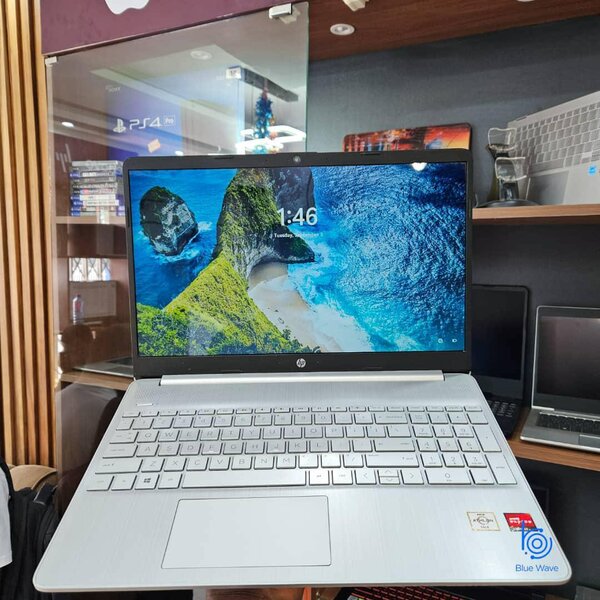 HP NOTEBOOK 15
