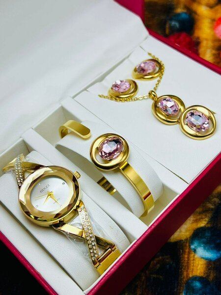 Montre de luxe Gucci