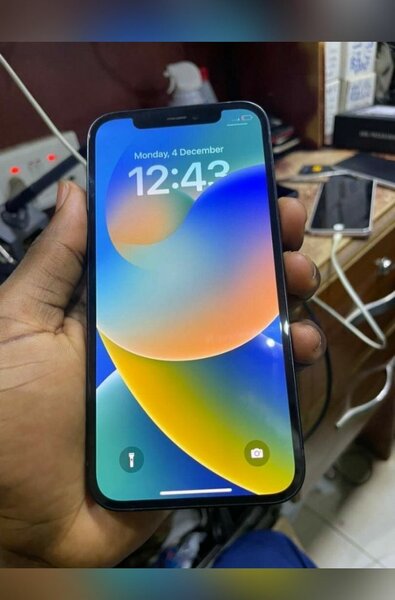 I phone 12