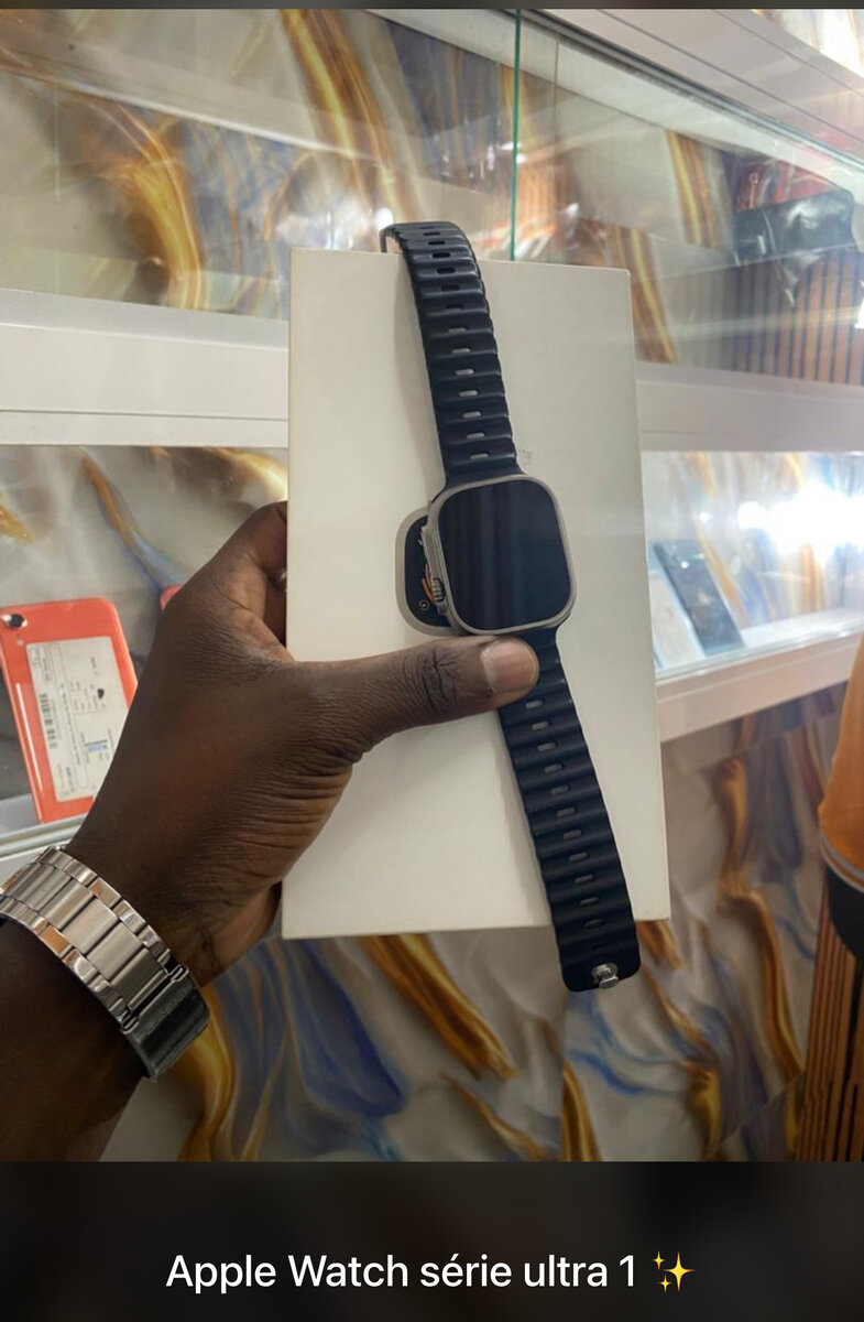 Apple Watch Ultra 1
