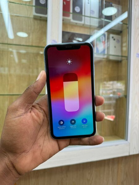 iPhone XR 128g