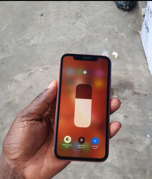 iPhone XR