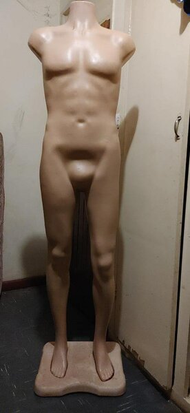 mannequin doll