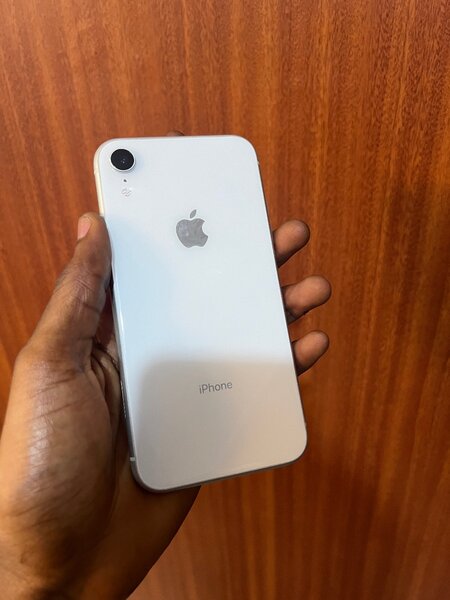 Xr 128gb
