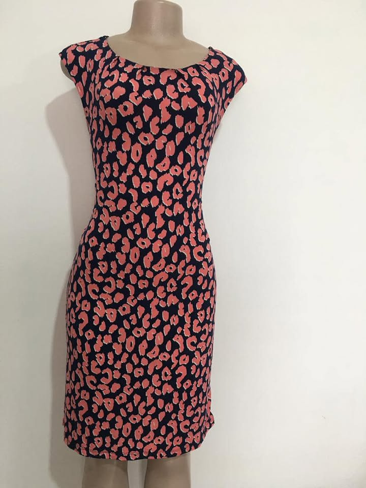Dress rose