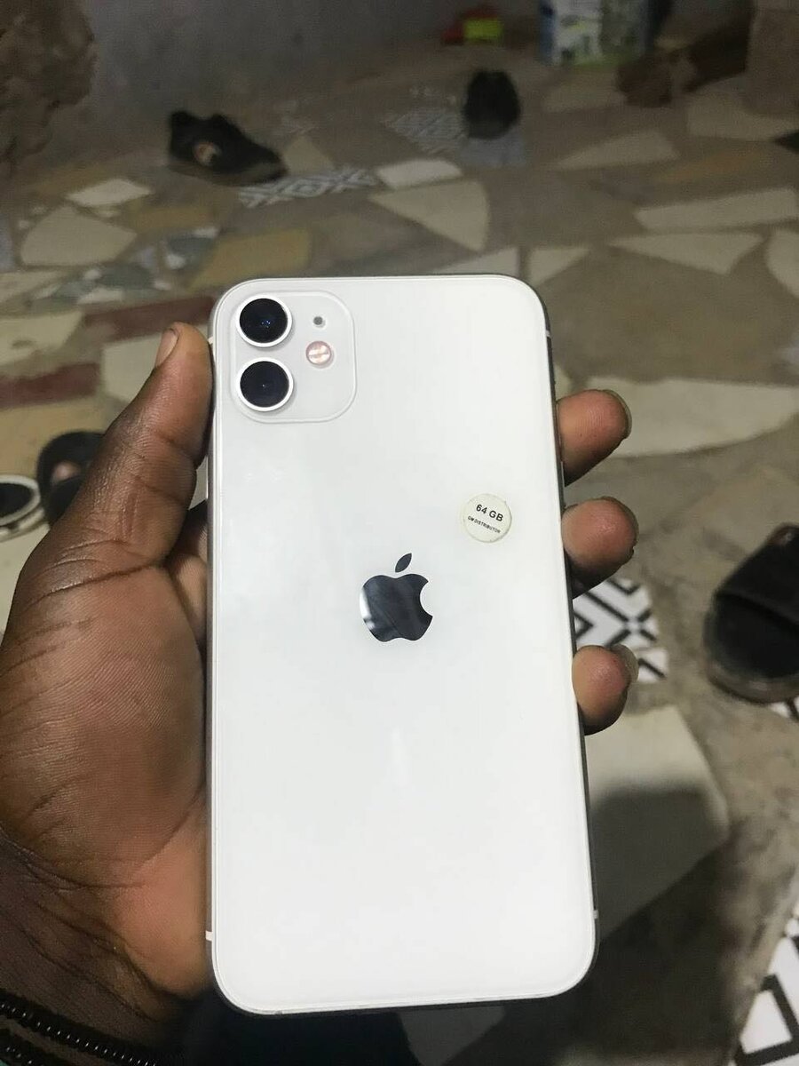 iPhone 11