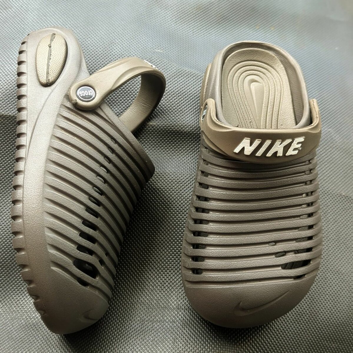 Slippers for men
