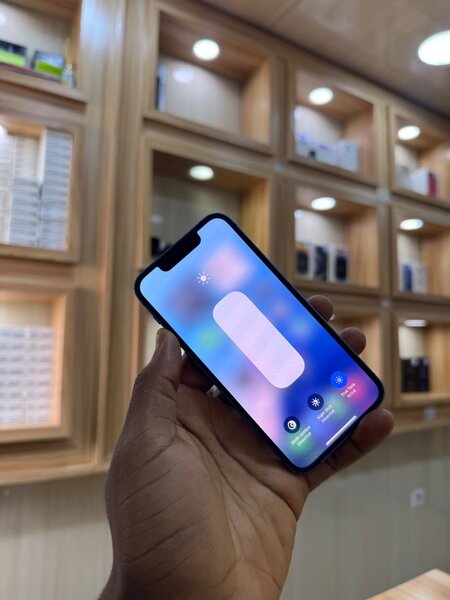 iPhone 13 mini