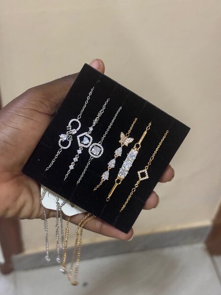 Dainty bracelet