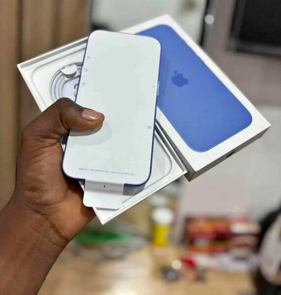 IPhones 16 simple