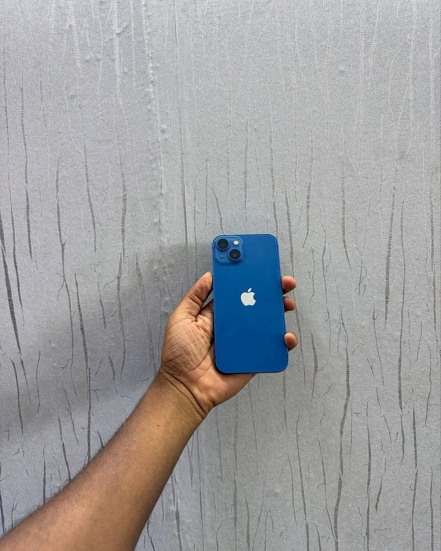 iPhone 13