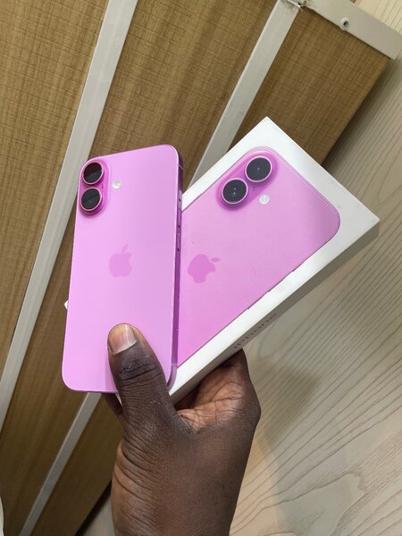 iPhone 16