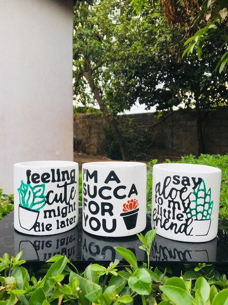 Mwaba flowerpot