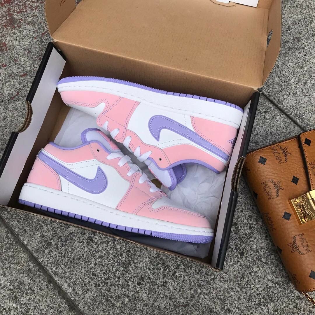 Air Jordan 1