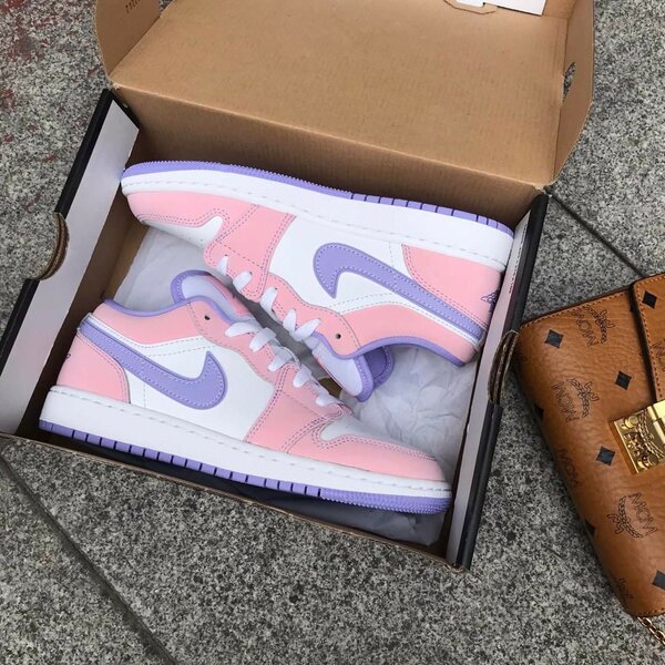 Air Jordan 1