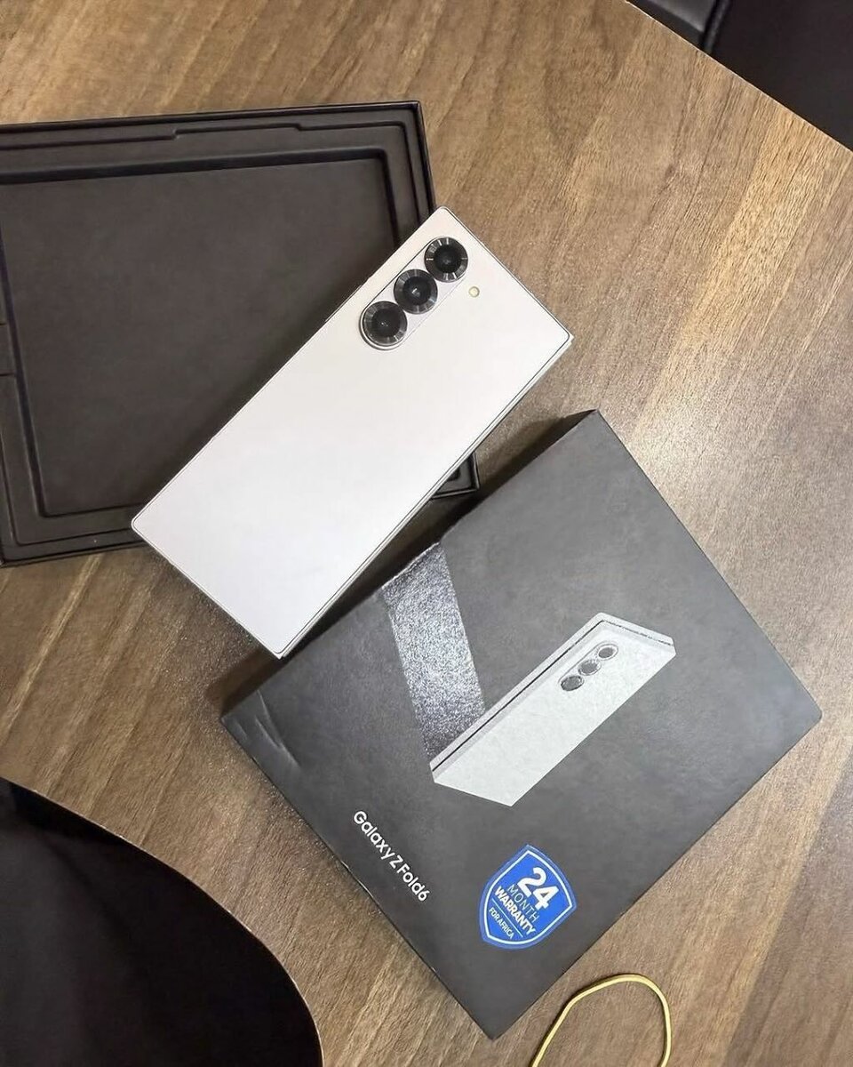 Samsung Z Fold 6 512GB~128GB RAM