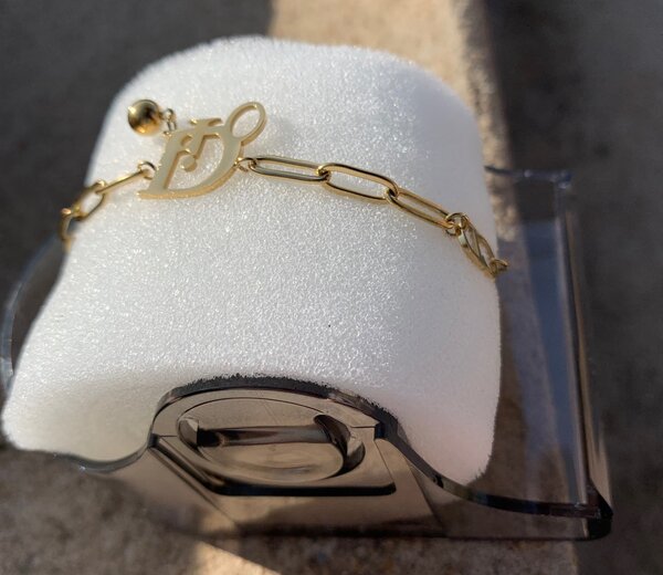 Bracelet