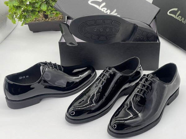 Clarks shoe