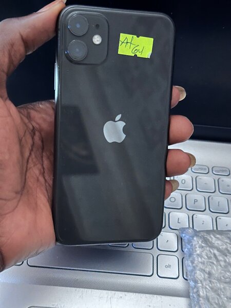 iPhone 11
