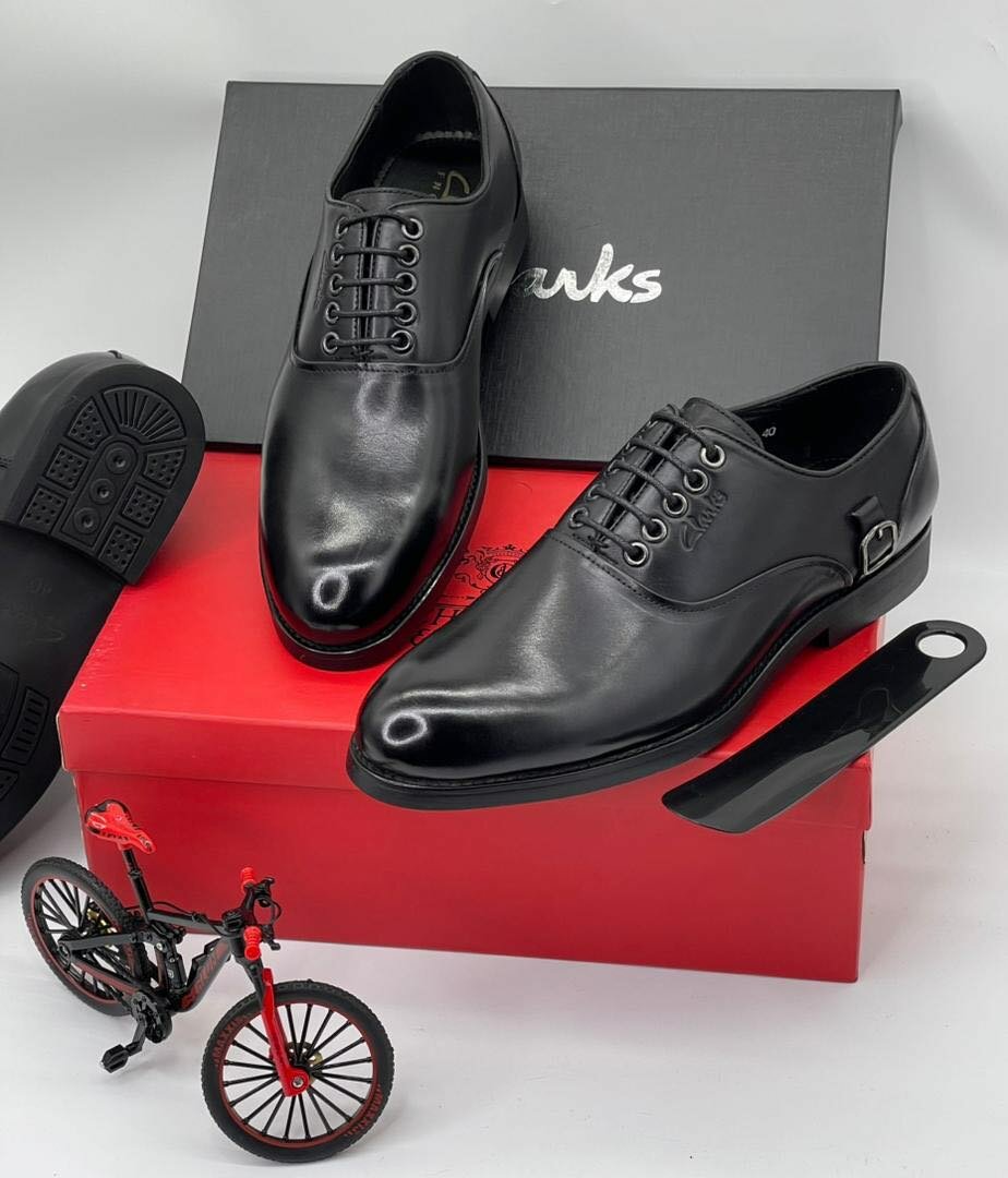 Mens shoe