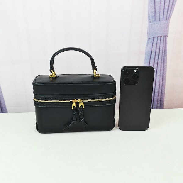 Trousse de Maquillage en Cuir