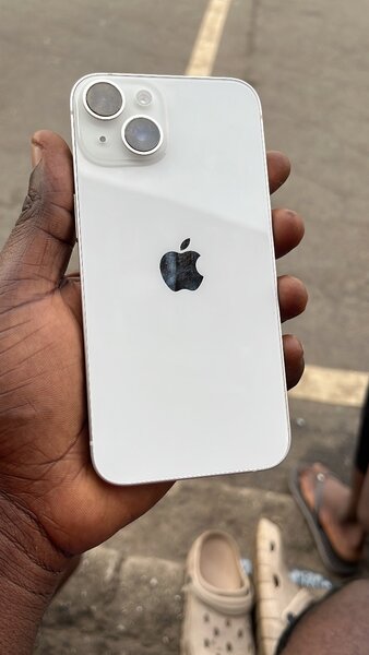 iPhone 14