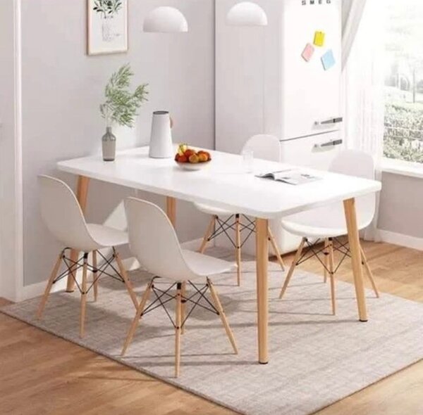 Table et chaises modernes