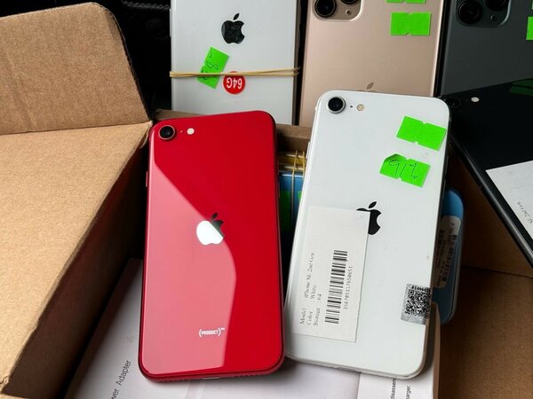 iPhone SE