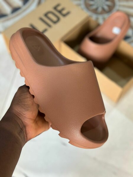 Adidas Yeezy Slides