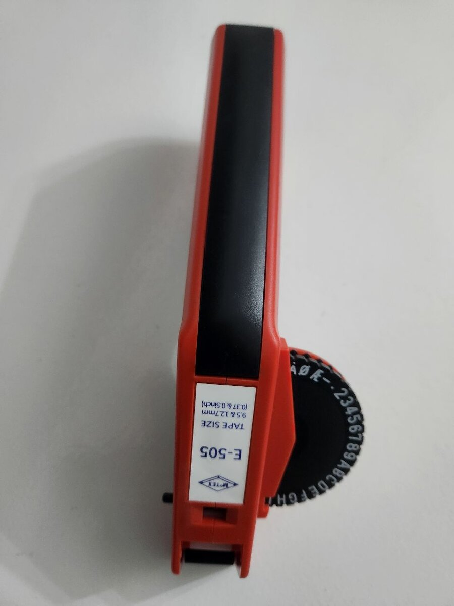 Étiqueteuse à main DIY