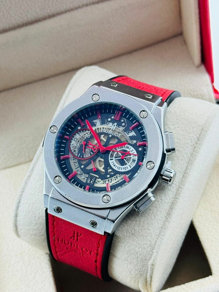 MONTRE LUXE HOMME  HUBLOT