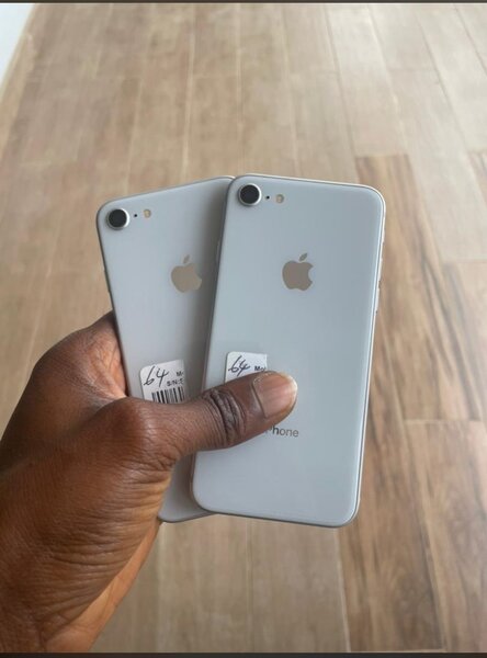 iPhone 8