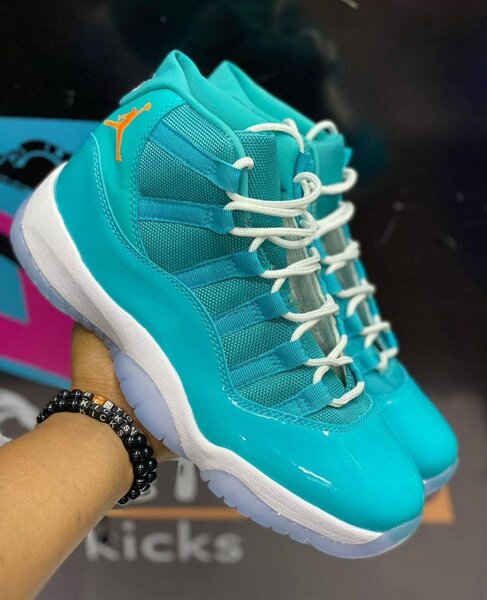 Fashion sneakers