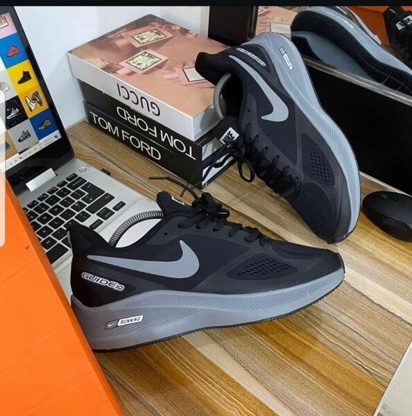 Nike Runner