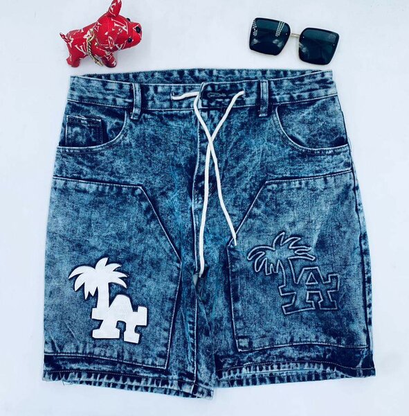 Smart Causal Jeans